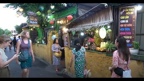 Quán "Cao lầu Không Gian Xanh" - Hội An (22/7/2023)