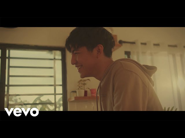 Darren Espanto - Tama Na (Official Music Video) class=