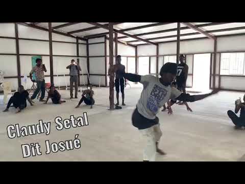 Danse Folklorique # Yanvalou Mascaron #  Josué Danseur