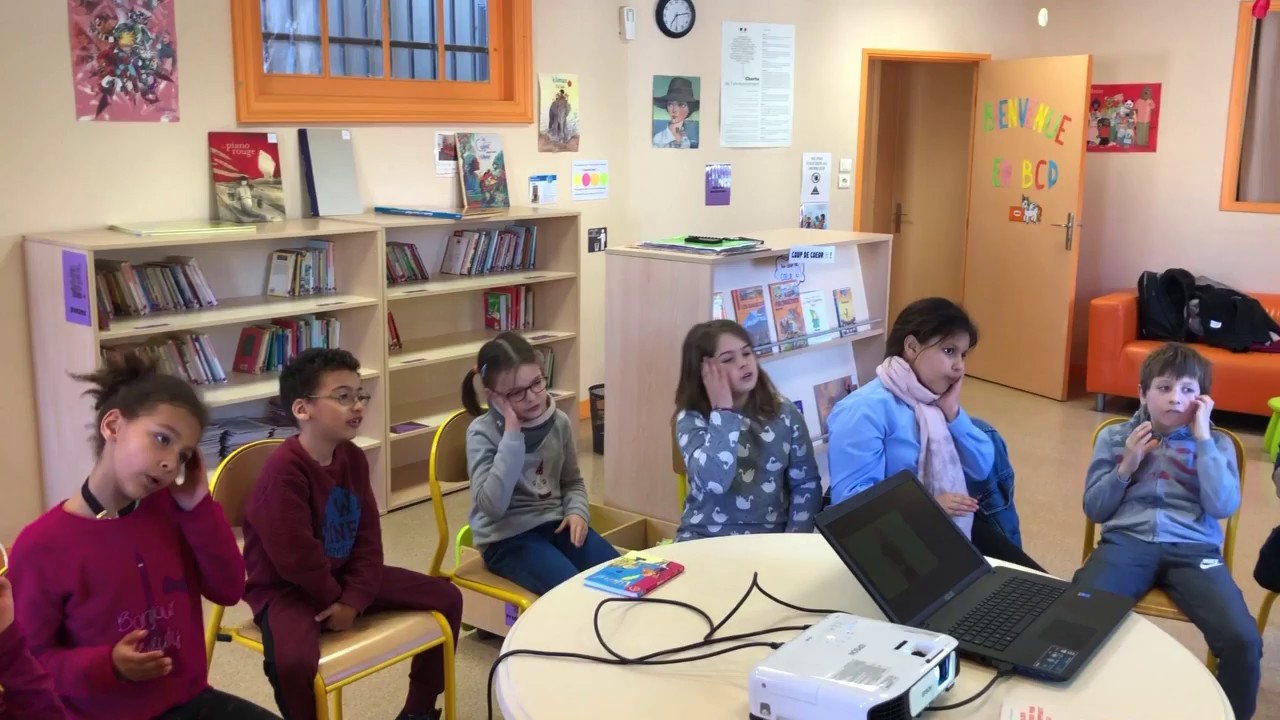 Apprentissage de la LSF - YouTube