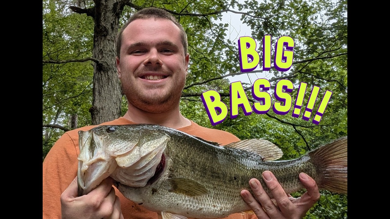 BIG BASS BABY!!!!!! | AWESOME Bass Fishing!!!! | Hunter Ridge Outdoors