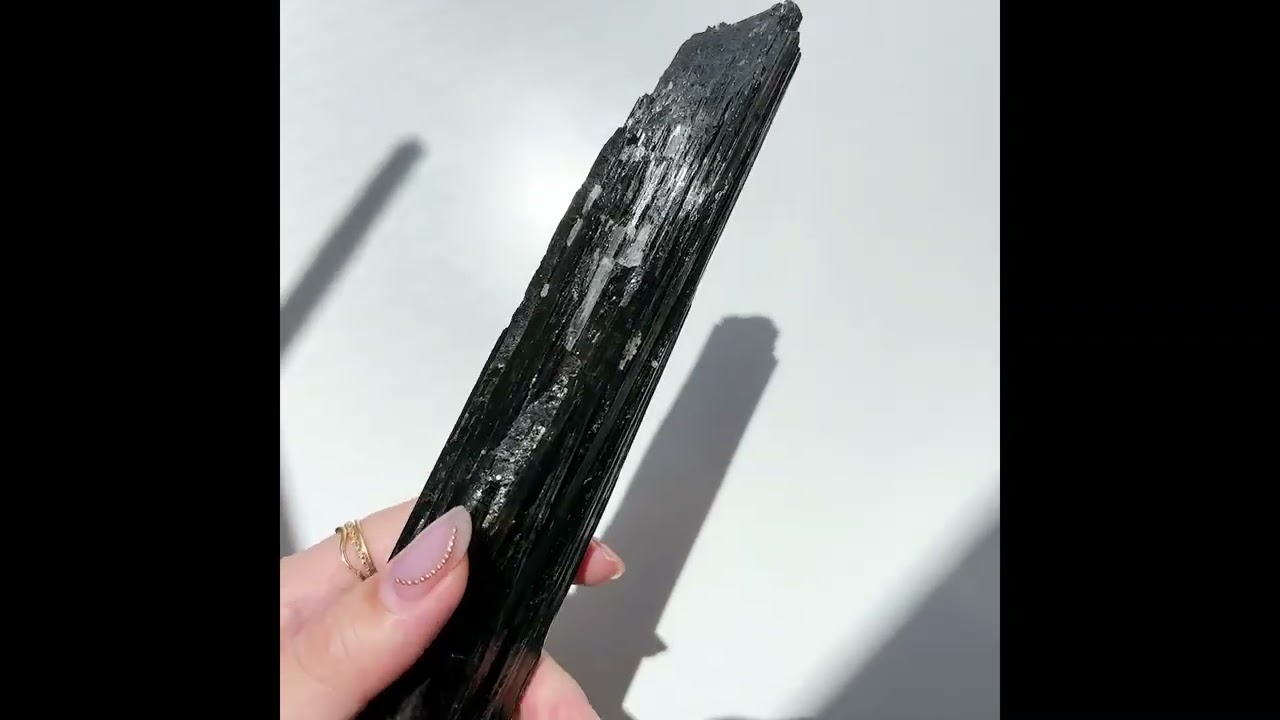 ブラックトルマリン 原石 大 | 原石 | Crystals by Purely