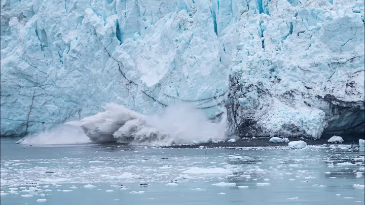 Glacier Bay National Park - Margerie Glacier Calving