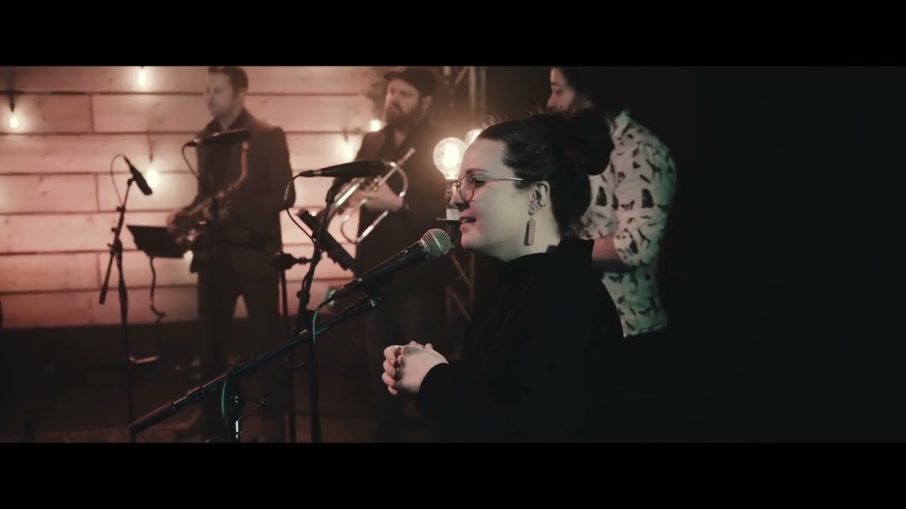 Mama Terra - 'Last Hour' (LIVE)