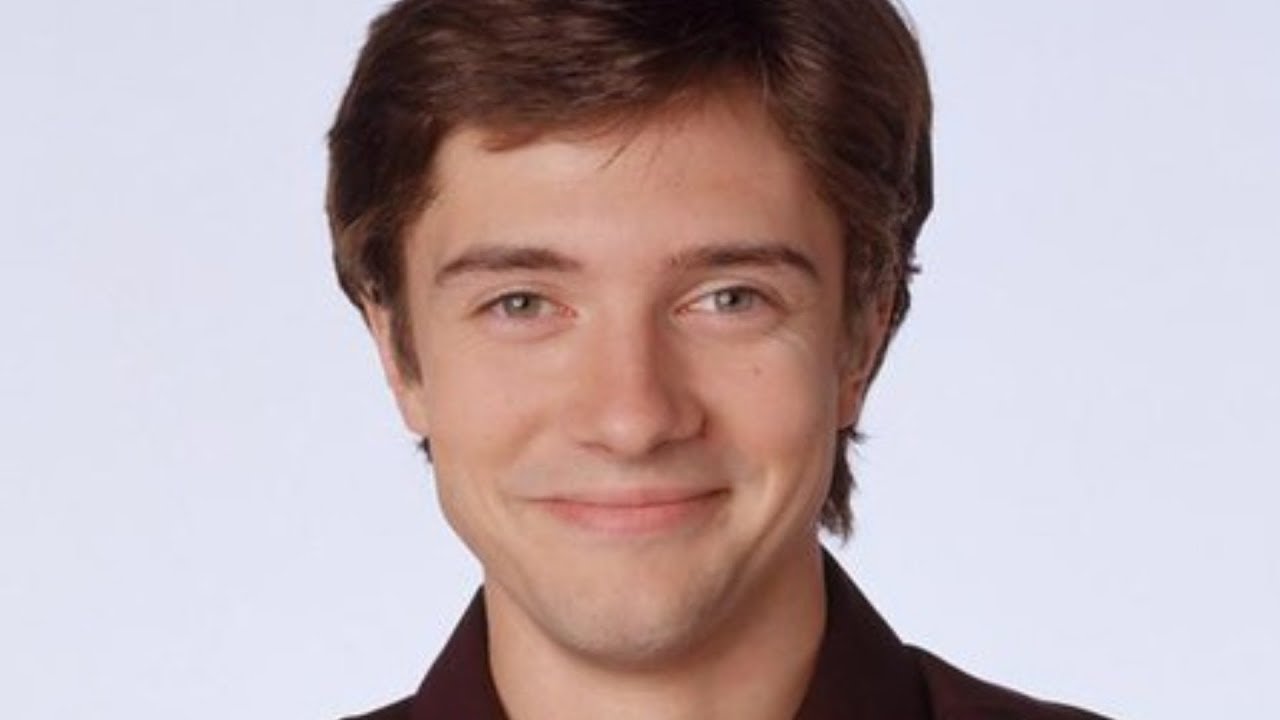 The Untold Truth Of Topher Grace