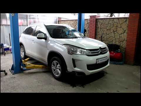 Замена моторчика бачка стеклоомывателя на Citroen C4 Aircross 2012 Ситроен С4 Аиркросс 2,0