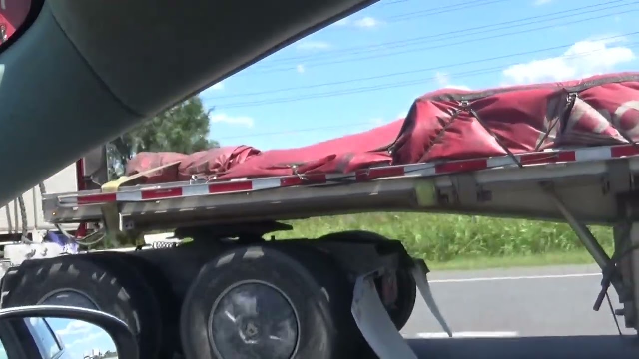 Freightliner Cascadia Roehl Transport Inc