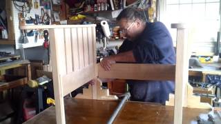 This is the 3rd video of the series. Building a chair by hand out of solid oak.A first attempt to chair building.