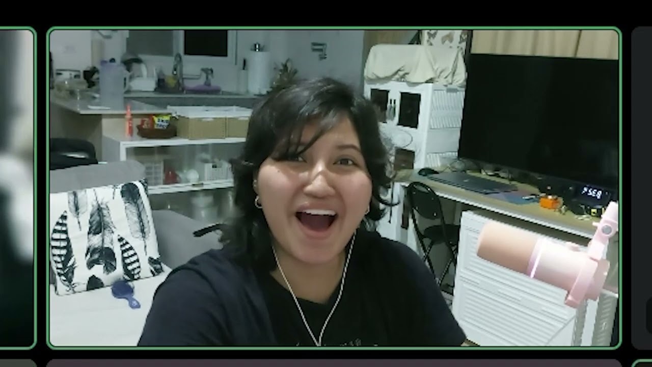 Slowly losing our braincells in a WLW Discord Server | Arise  Server