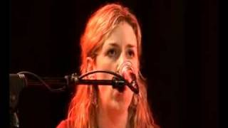 Muireann Nic Amhlaoibh and Michael Rooney- Scoil Cheoil na Botha 2008 chords