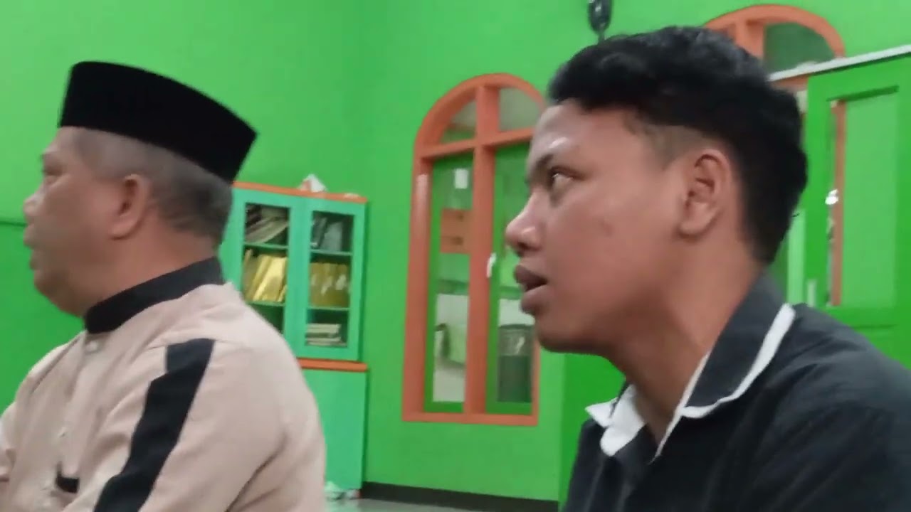ACARA BUKA BERSAMA DI MASJID AT TAUBAH,BERSAMA PA GURU USTDZ IBNU JAENUDIN ,WAKA MWC KEC CILEUNGSI,