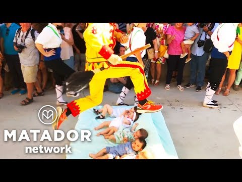 Video: Bagaimana Merasakan Festival Lompat Bayi Spanyol - Matador Network