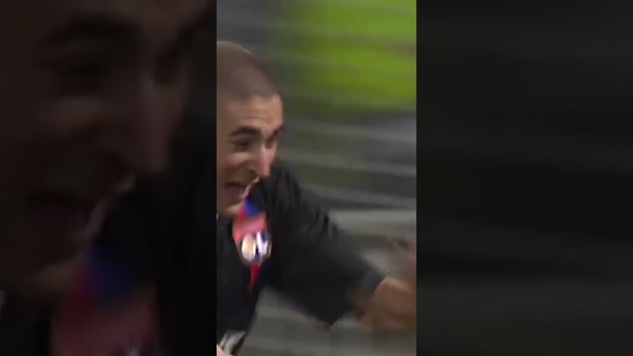 ✨ Le 20 février 2008, Karim Benzema ouvrait le score à Gerland face à Manchester United 