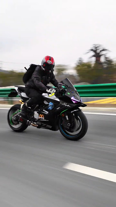 🔥 3-Cylinder vs 4-Cylinder: Power & Sound Battle! | What Should You Choose? 🏍️ #675SR