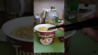 Make Tonkotsu Ramen with me