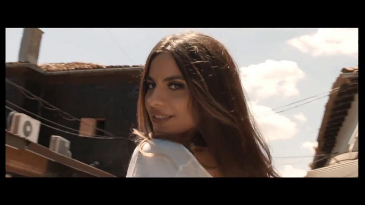 Reea фото. Reea mon amour. Dj berta. Reea фото. Reea фото.