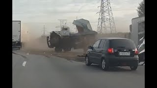 New 2018 Russian Dash Cam Car Crash Compilation and Driving Fails for January 2018