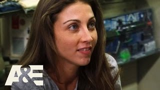 Storage Wars: Texas: Moe And Mary Have A Bomb | A&E