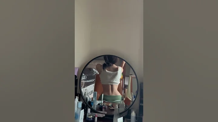 这么看突然觉得自己挺瘦的可是我明明一百多斤 对镜拍 - 天天要闻