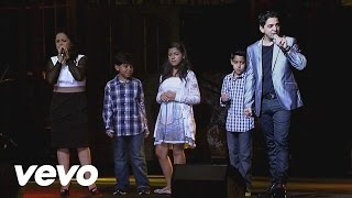 Video thumbnail of "Cassiane - Família nas mãos de Deus (Ao Vivo) ft. Jairinho Manhães"