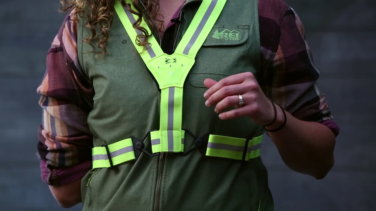 Amphipod Xinglet Strobe Plus Reflective Vest REI Co-op