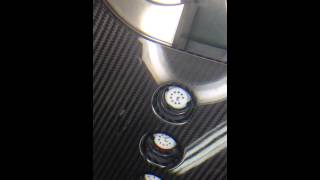 Tighten the pins on tube socket
