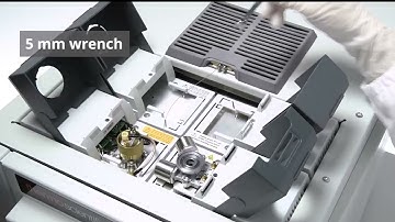 Thermo Scientific HeSaver-H2Safer SSL on the TRACE 1600 Series GC: Cleaning of the injector body