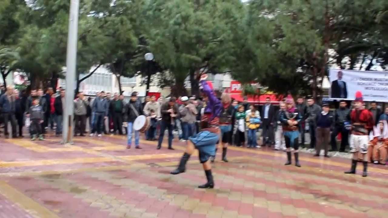 Mustafa Kürtoğlu Koca arap zeybeği