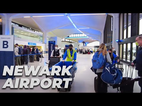 Walking Newark Liberty International Airport (EWR) Terminal C in February 2022
