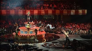 🎪On Stage with Taylor Swift  #taylorswift #circus #swifties  #swiftlover #swiftie #swiftiesforever