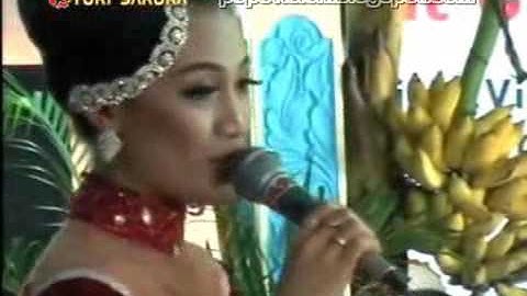 PRIMAVERRA™ ★ Tresna Waranggana - Gareng & Etik ★ Pundung 2015