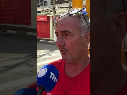 Video HOMEM FINGE SER MANOBRISTA E FURTA CARRO NO CENTRO DE CAMPINAS