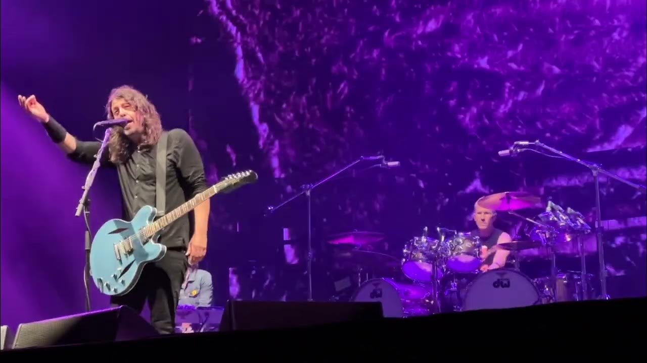 Foo Fighters Brasil on X: @FooFighters em Curitiba! 🔥 A banda