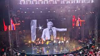 Rod Stewart Altos de Chavon 11.02.23 Young Hearts be free tonight