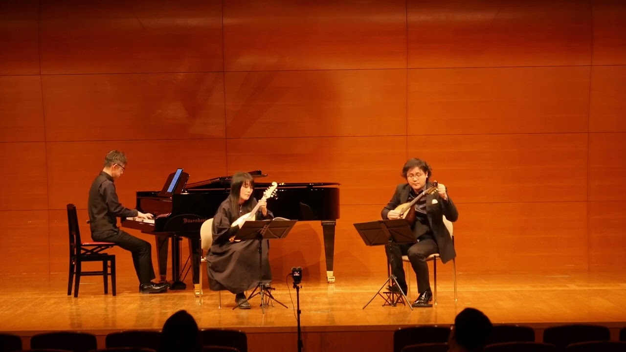 Ballet de Fée Op.27 / Raffaele CALACE(1863-1934) - YouTube
