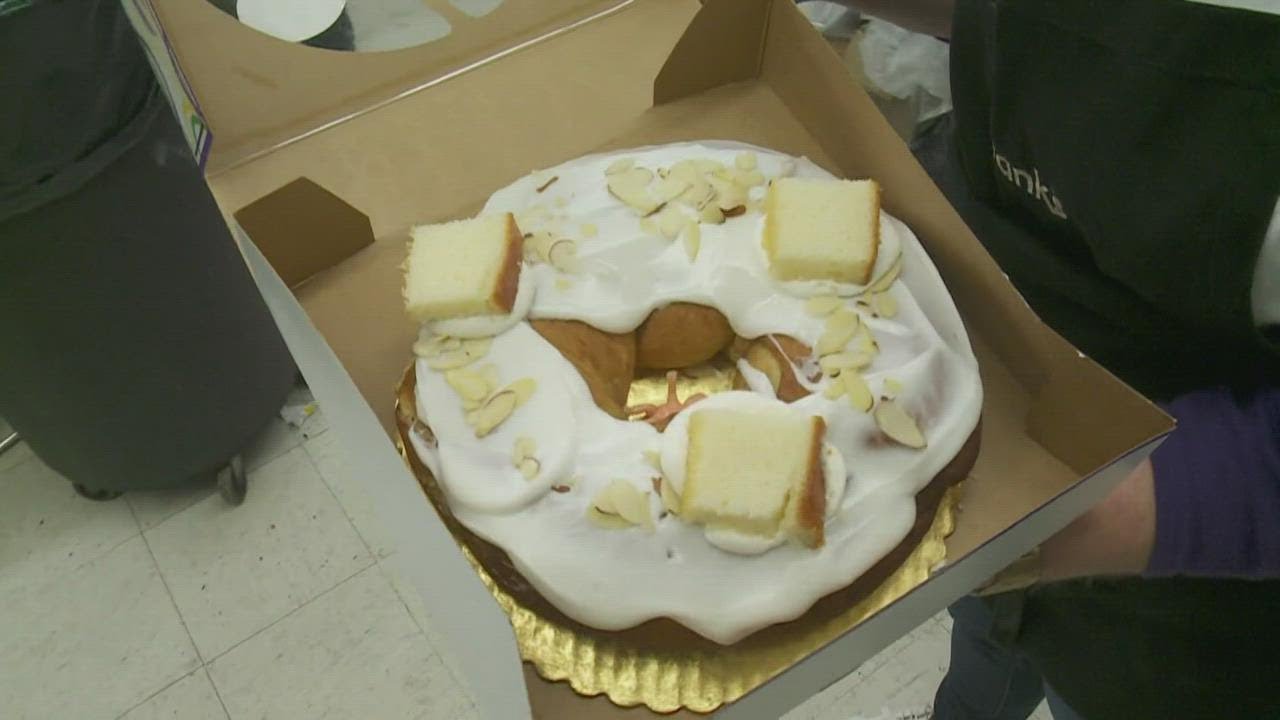 King Cake variety in Des Allemands YouTube