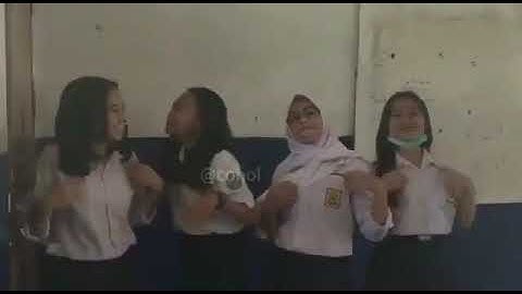 Joget Viral Entah Apa Yg Merasukimu // Story WhatsApp Anak SMP