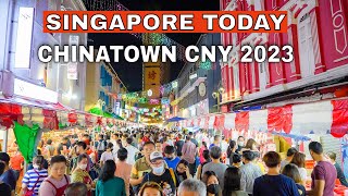 Shocking Shopping Crowd at Chinatown Singapore: A Shopping Extravaganza
