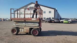 Skyjack Scissor Lift