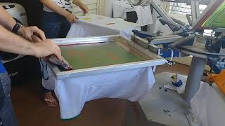 Cromia cmyk plastisol em carrossel vetor serigrafia