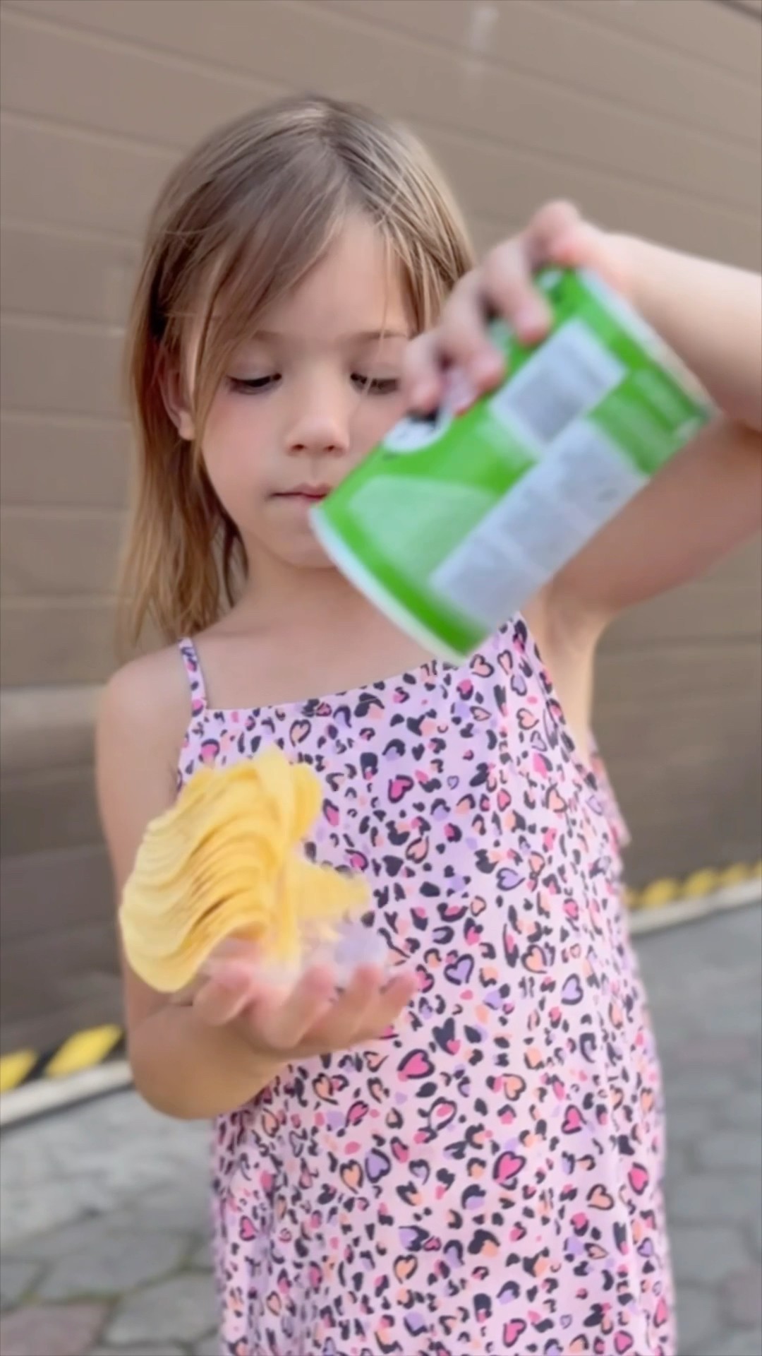 WHO WIL WIN PRINGLES ?