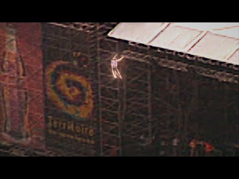 Jeff Buckley's Death-Defying Stunt at Page and Plant Concert