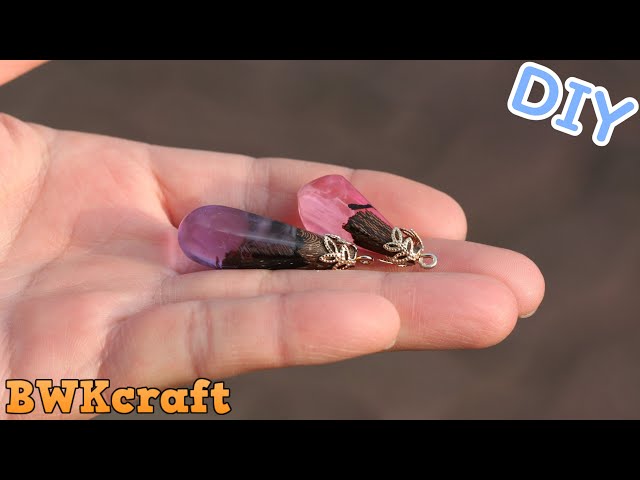 Resin art jewelry/Amazing mist pendant made by an 8 year old girl