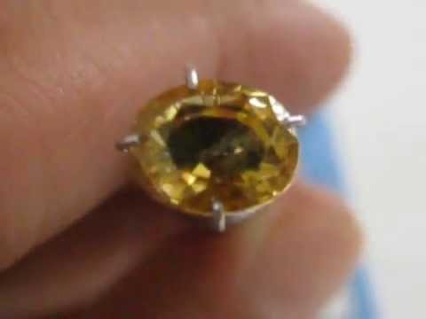 Batu Permata Natural Zircon Kuning Oval 2.46 carat. 