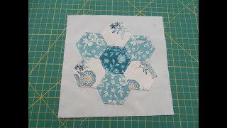 SEE TOTALLY TRISHA - HEXAGON FLOWER PATCHWORK BLOCK