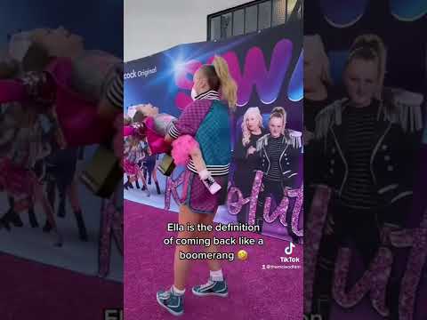 JoJo Siwa Helps Little Girl After She’s INJURED *poor baby*