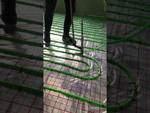 طريقة تمديد أنابيب التدفئة الأرضية تركيب نظام التدفئة تحت البلاط بسهولة