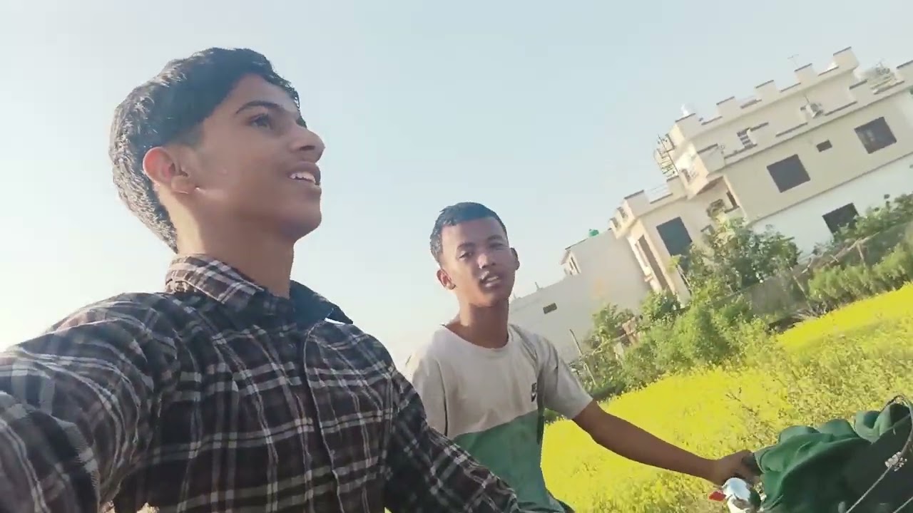 Mero ambani sathi sanga gaff gardai😋Onion KO seed lagaudai😎😛😋