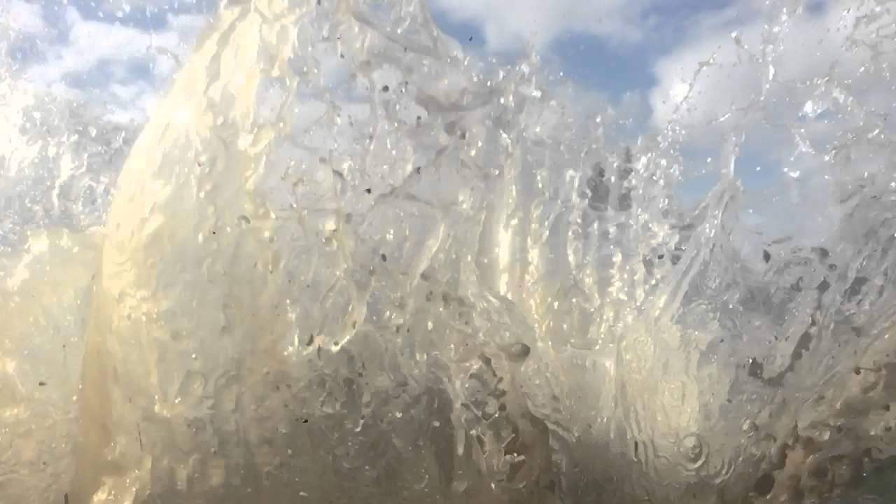 Big Rock, Big Splash! (HD) - YouTube