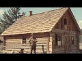 How One Mountain Man’s “Secret” Roof Design Made His Cabin Immune to Rain and Rot